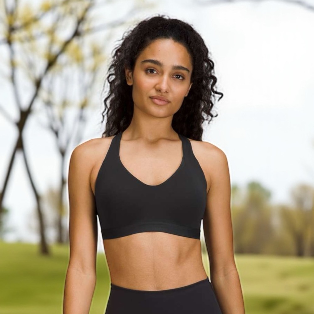 Lululemon Up For It Bra in Black Sz 32B